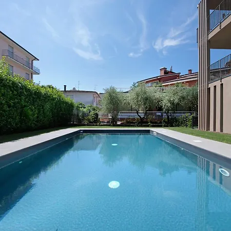 Eleonora Apartment