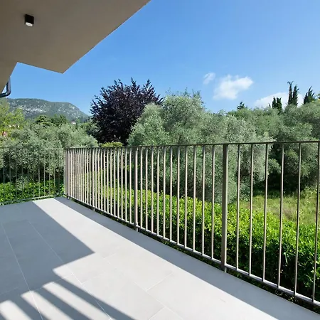 Eleonora 아파트 가르다