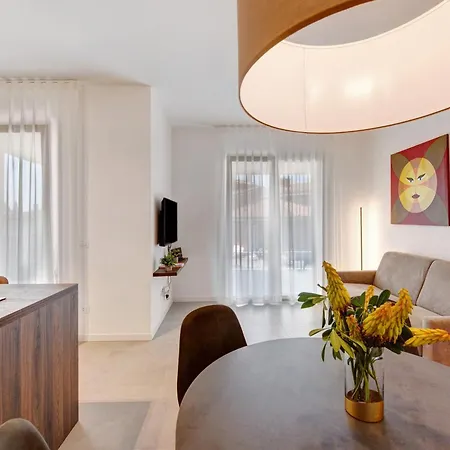 Eleonora Apartamento *